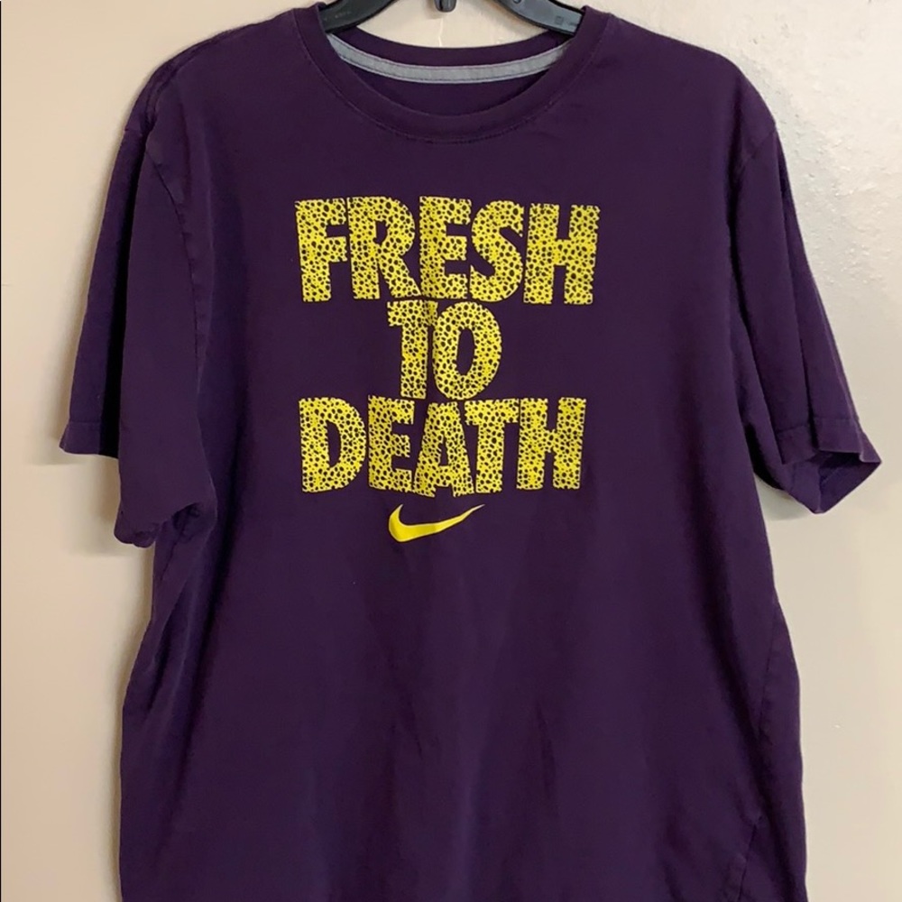Men’s Nike Shirt